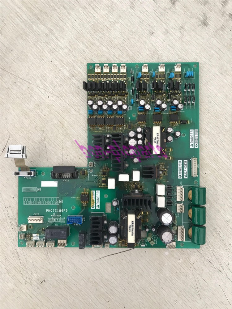 One inverter power board driver board PN072186P5 USED