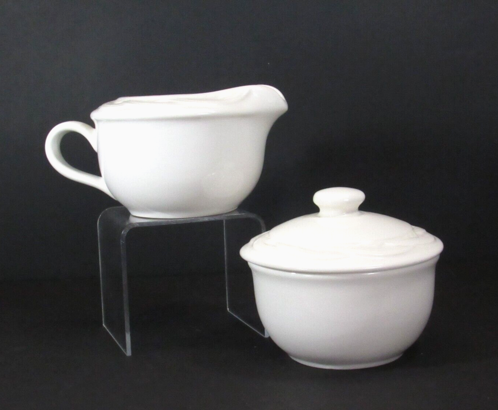 Pfaltzgraff Acadia White Stoneware Creamer and Sugar Bowl Set with Lid-image