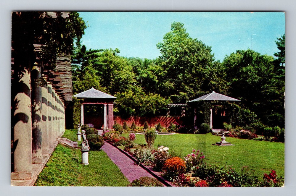 Louisville KY-Kentucky Garden Court School Of Music University Vintage Postcard