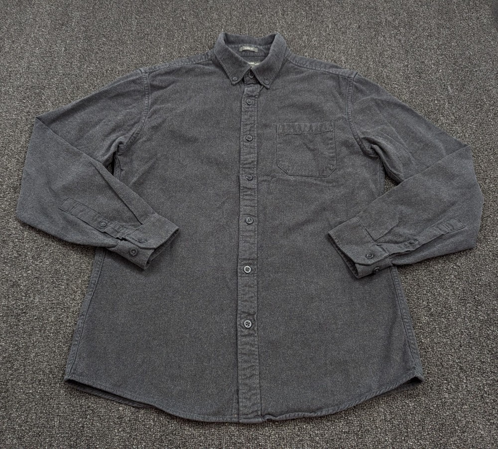 Eddie Bauer Men's Medium Gray Classic Fit Long Sleeve Button-Down Shirt