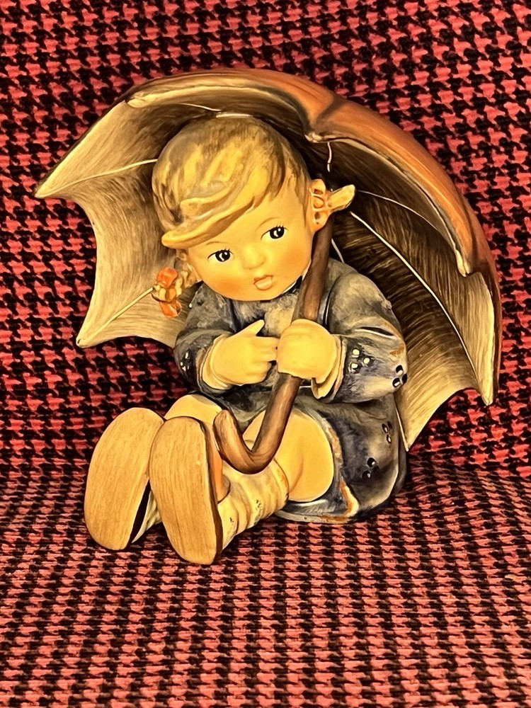 Vintage 1957 Hummel Umbrella Girl #152 Goebel West Germany Full Bee 5