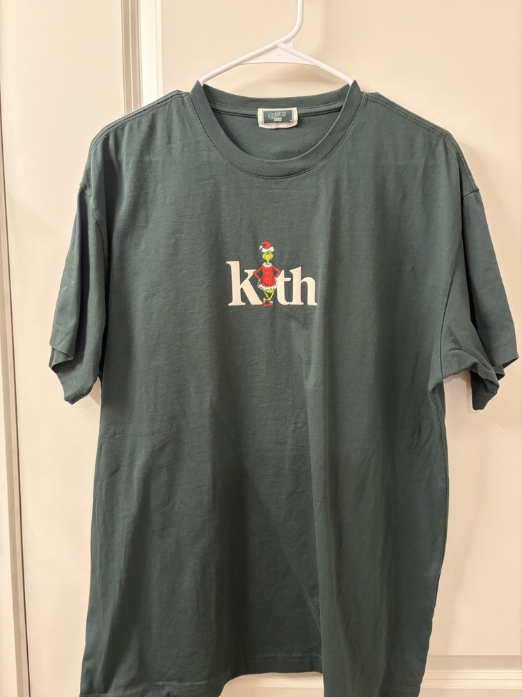 Kith x Grinch Serif Tee Unisex, Size M