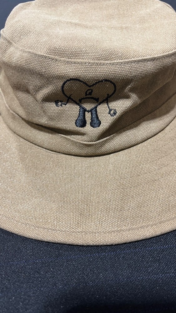 NEW authentic Bad Bunny Un Verano Sin Ti Original Bucket Hat Very Rare.
