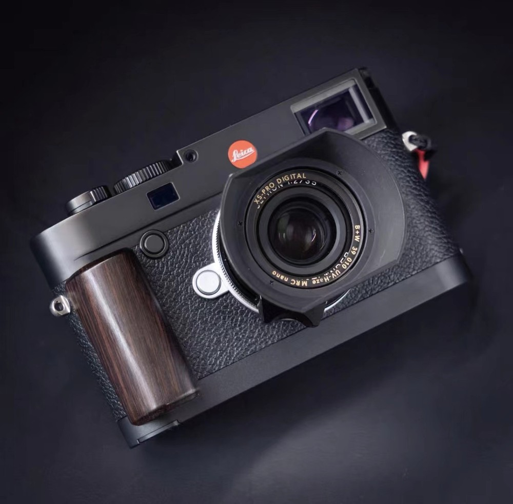 Ergonomic Leica Hand Grip Compatible with M10 Camera Model