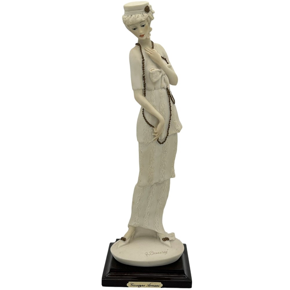 Giuseppe Armani 1935-2006 Signed Art Deco Porcelain Lady Figurine with Necklace
