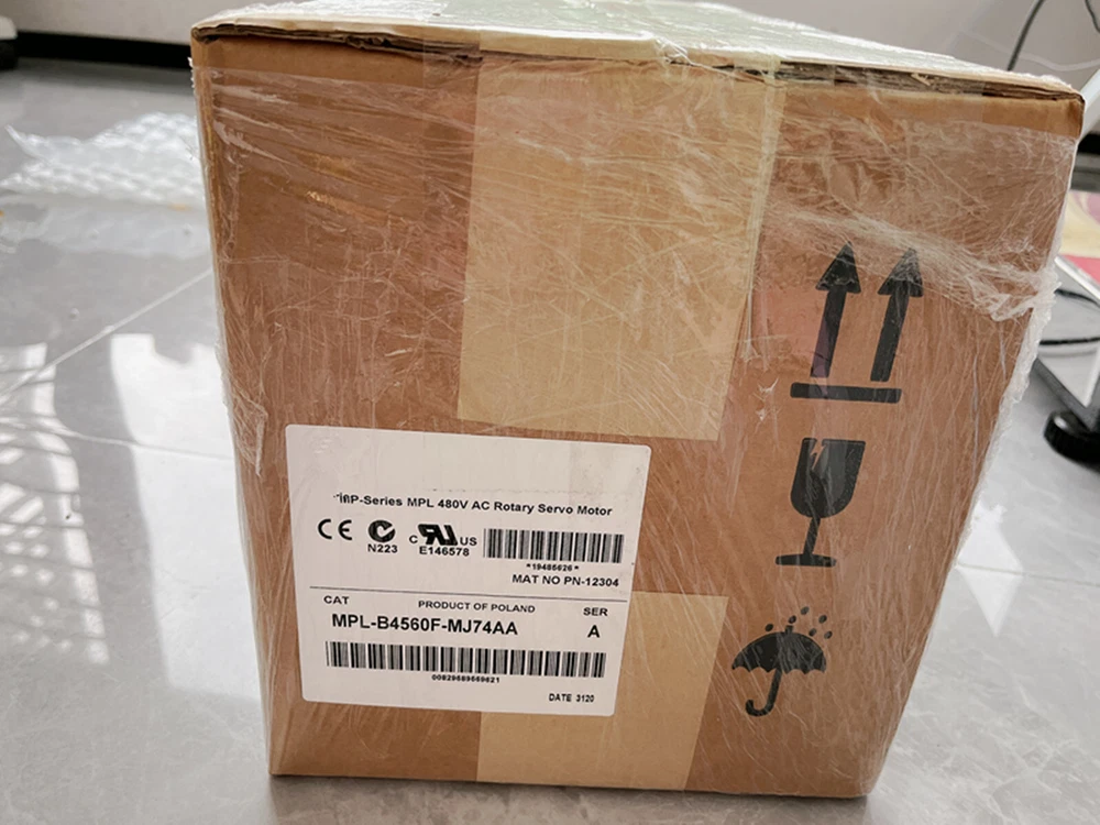 Allen-Bradley MPL-B4560F-MJ74AA Servo Motor MPLB4560FMJ74AA