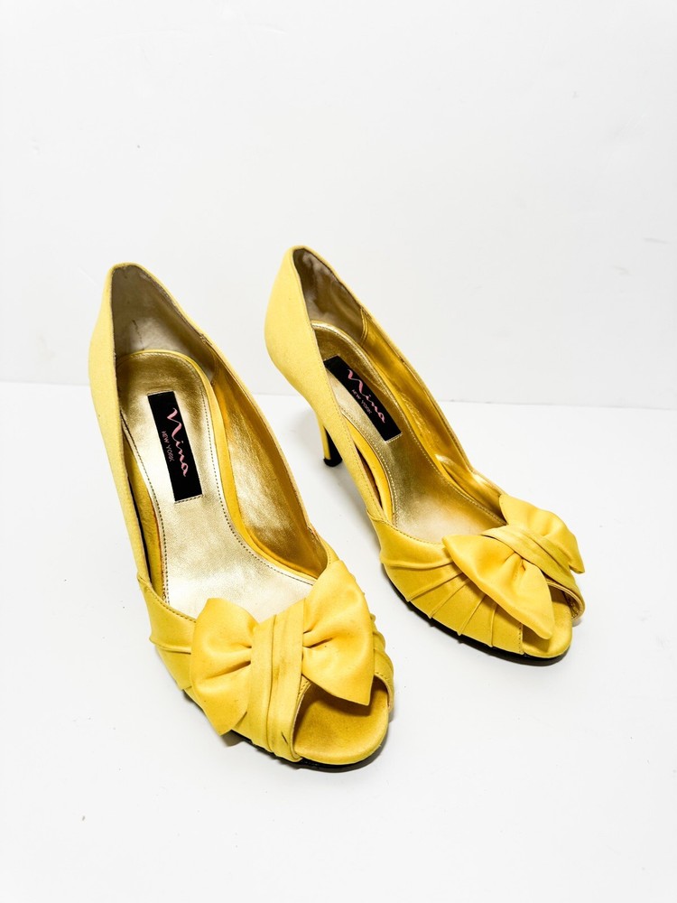 Nina Women's Forbes-Luster Pumps, Size 7 M, Canary