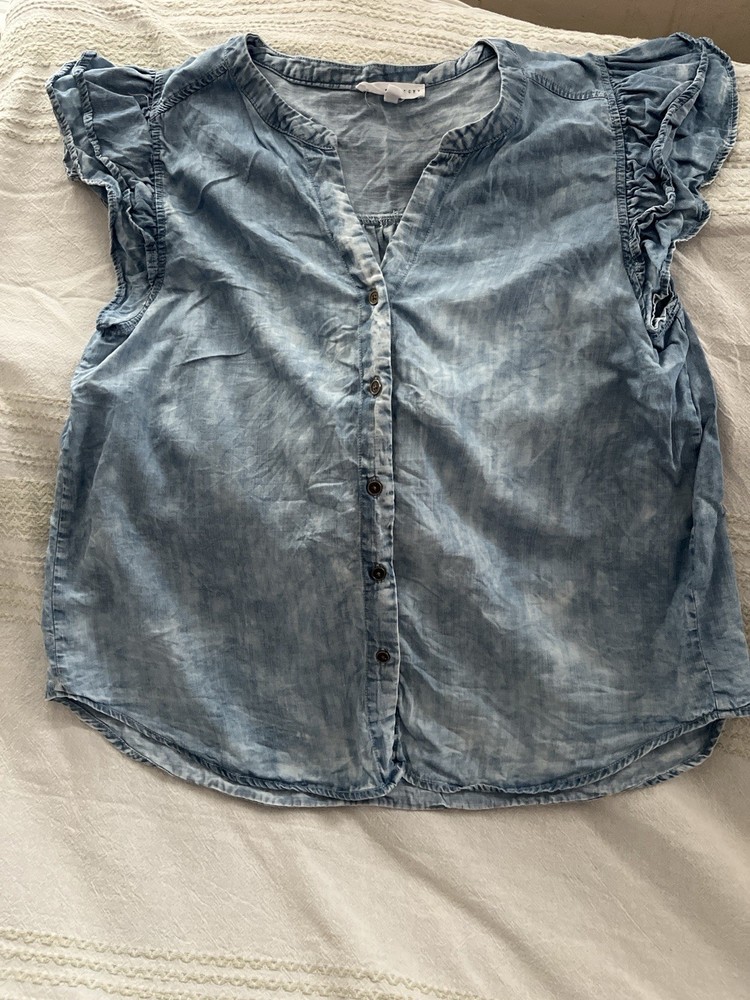 Jane + Delancey Women’s XL Lyocell Chambray Ruffle Sleeve Button Front Top Blue