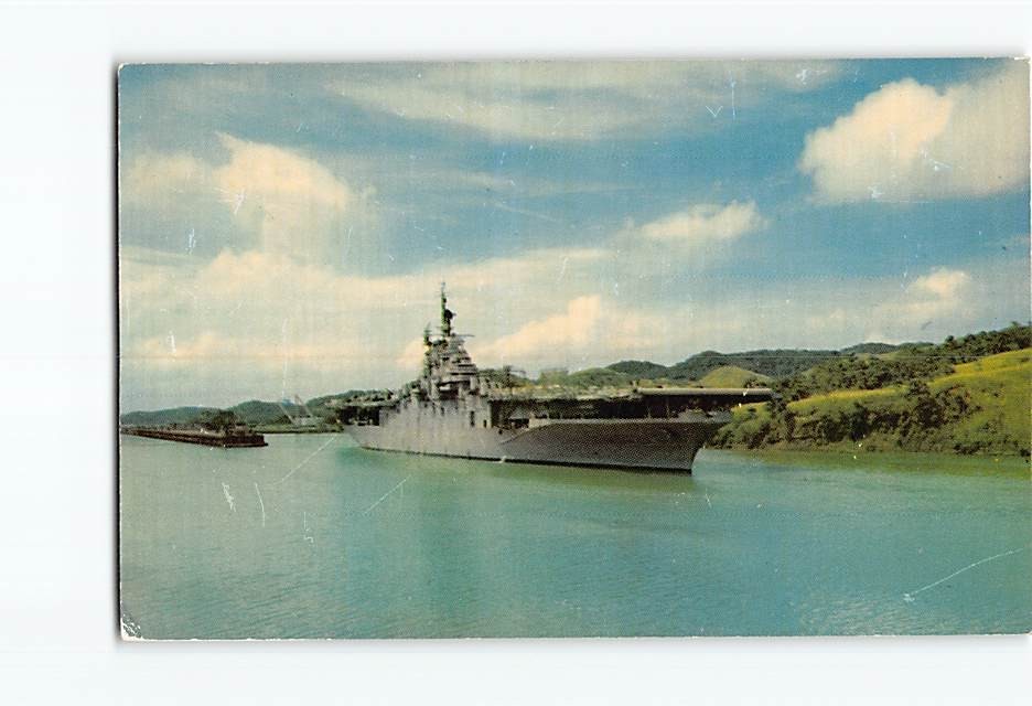 Postcard US Aircraft Carrier passing through the Panama Canal