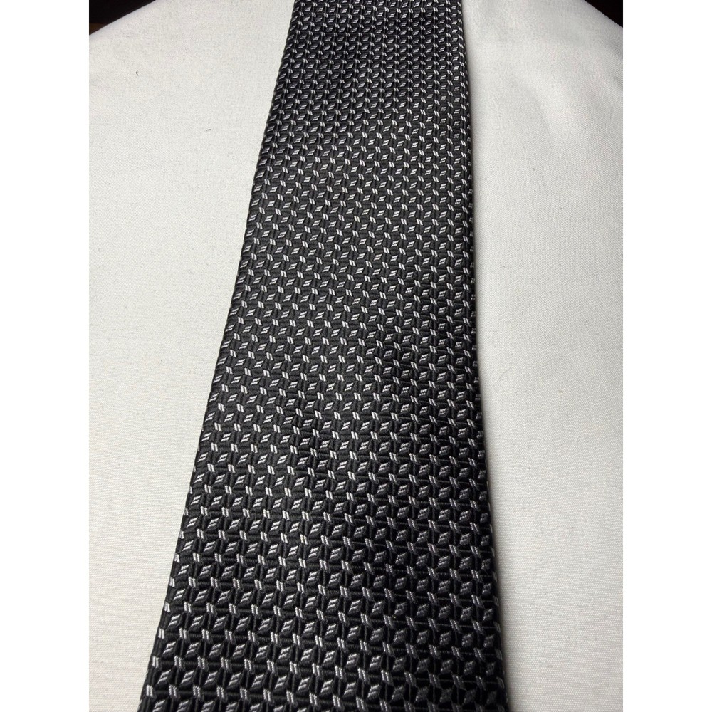 JOS A BANK Signature Collection Mens Tie Black White Geometric Silk