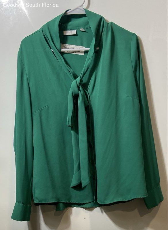 New York & Company Womens Green Long Sleeve Tie V-Neck Blouse Top Size M