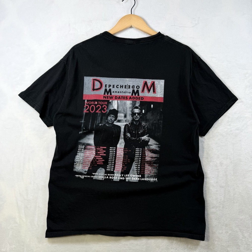 Depeche Mode World Tour 2023 Official Concert T Shirt Black Short Sleeve Size L
