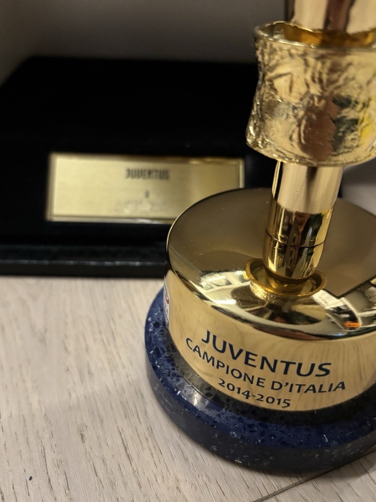 Juventus Shield Cup Original Trophy Exclusive Players Staff Year 2014/15