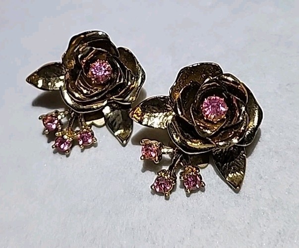 Vintage Coro Pink Rhinestone Flower Cluster Clip On Earrings Gold Tone Signed