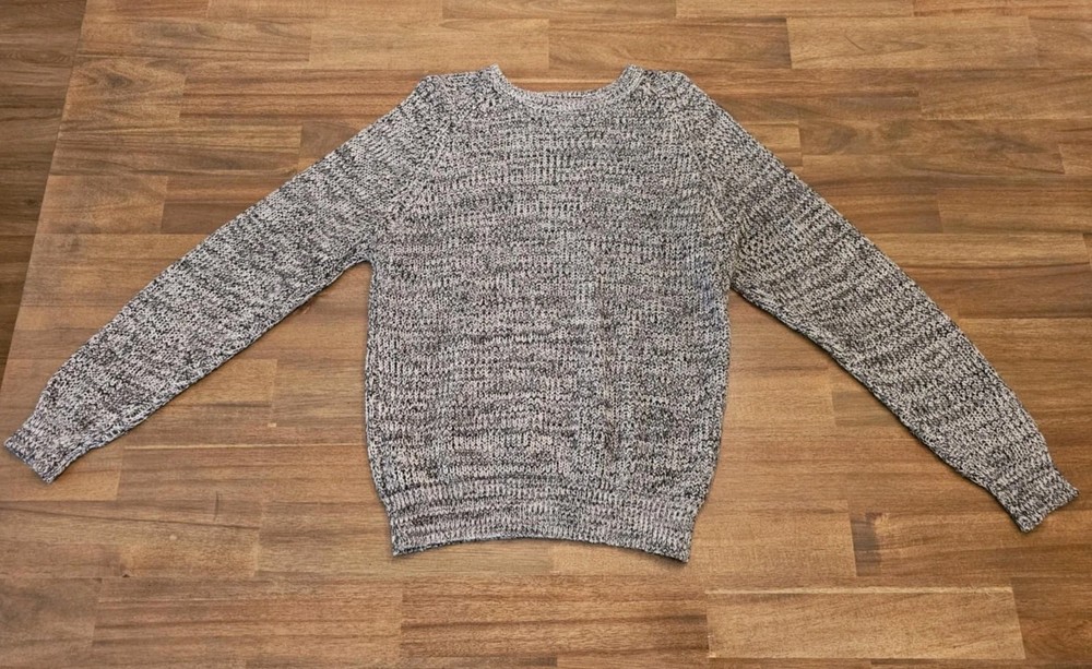 Vintage St Johns Bay Gray Sweater Mens M Acrylic Knit Pullover Casual