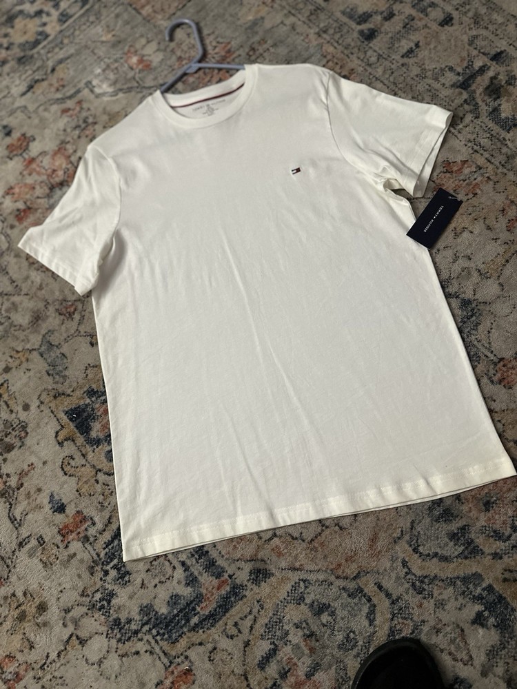 Tommy Hilfiger Men's Short Sleeve T-Shirt