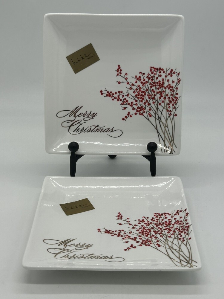 Nicole Miller Home 7-Inch Square Christmas Plate Set of 2 Gold with Red Berries
