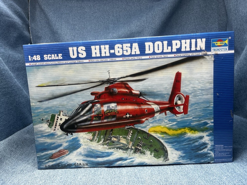Trumpeter US HH-65A Dolphin 1:48 Helicopter Model Kit Sealed US Coast Guard