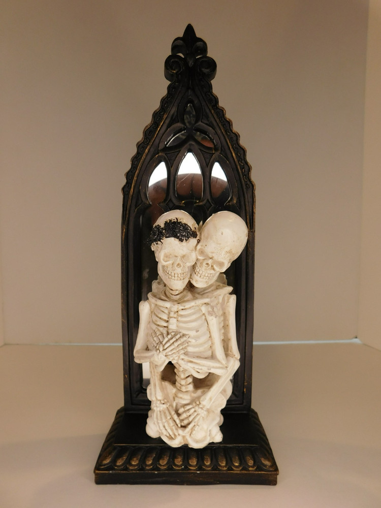 New Ashland Gothic Skeleton Couple Lovers Mirrored Tabletop Halloween Decor
