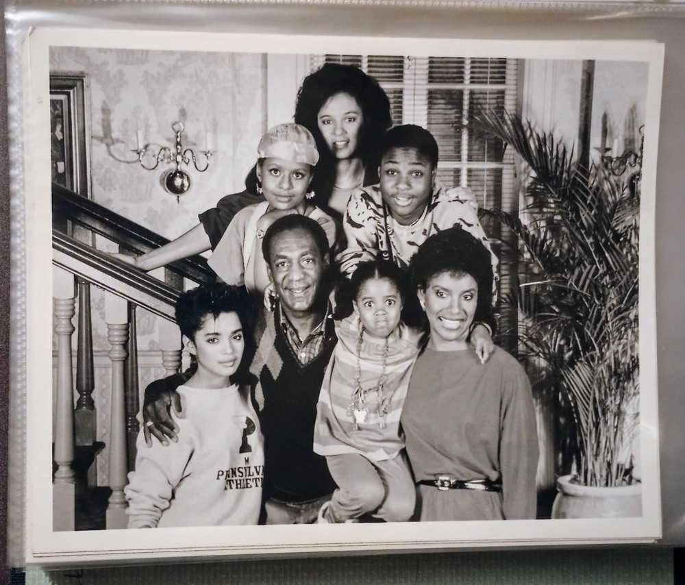 The Bill Cosby Show TV Family Portrait 1985 8x10 Glossy Black White Photo Nice