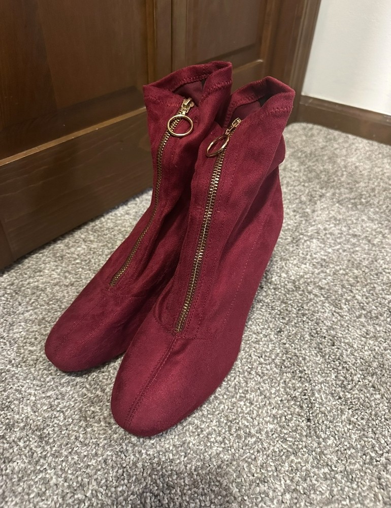 Stylish Faux Suede Ankle Boots in Size 9 for Women