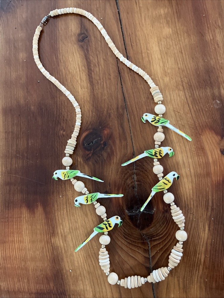 Vintage Tropical Hand Carved Wood Parrots and Beads Birds Necklace
