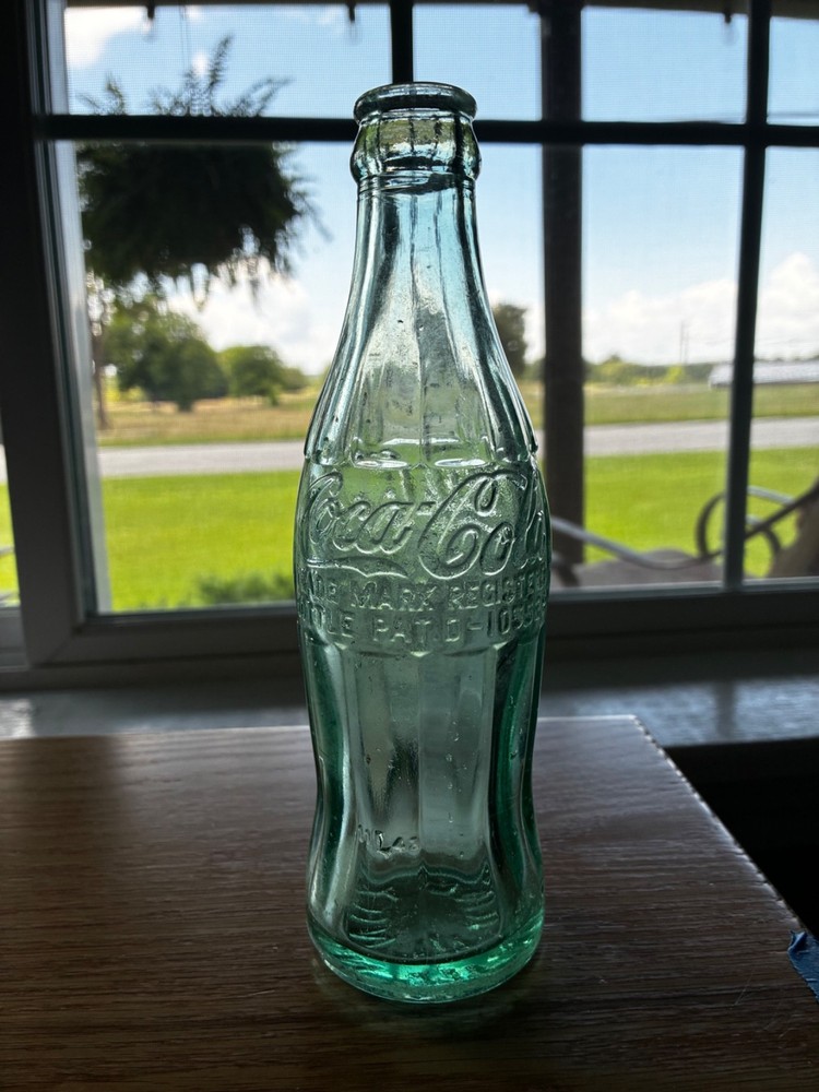 VINTAGE COCA COLA EMBOSSED  BOTTLE PAT. D-105529 6 oz.  ANNISTON AL. 1943
