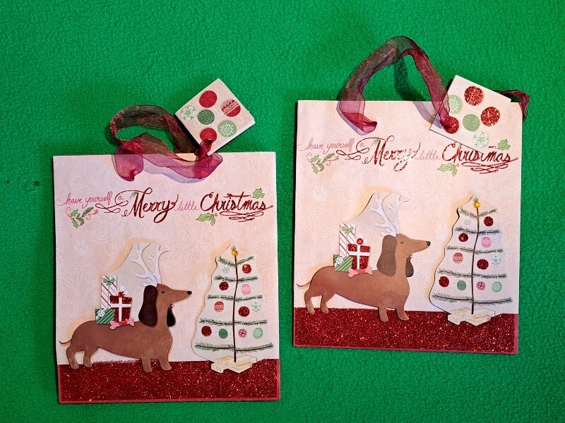 Set of 2 Merry Christmas Dachshund w/ Tree Holiday Gift Bags NEW