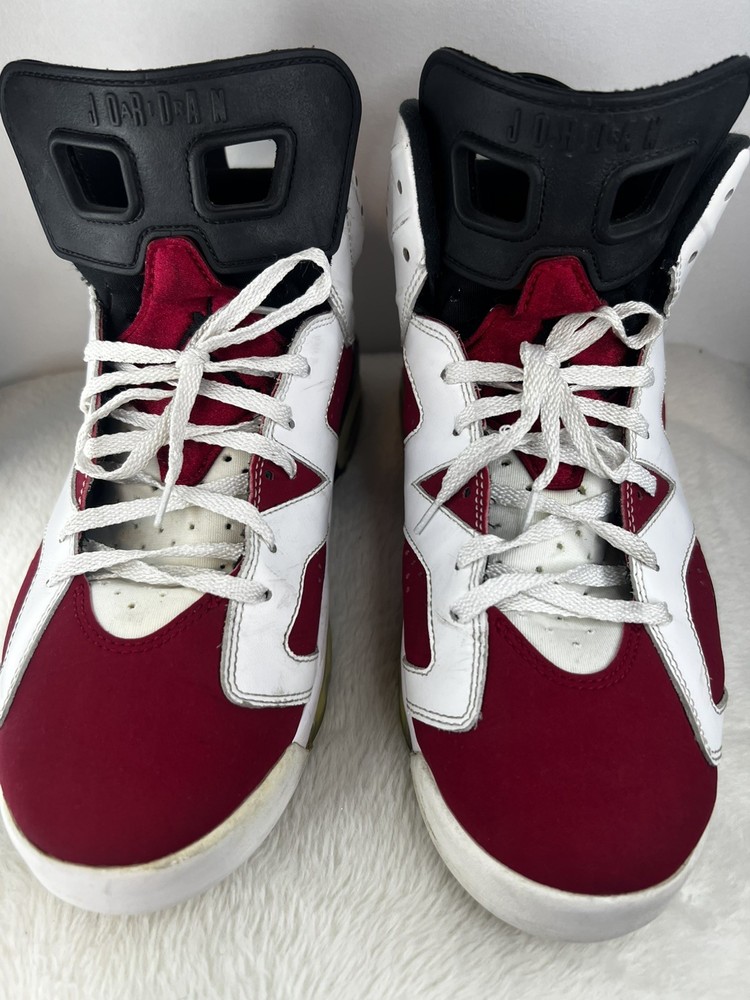 Men’s Leather basketball sneakers, Nike Air Jordan 6 Retro Carmine Size 9.5