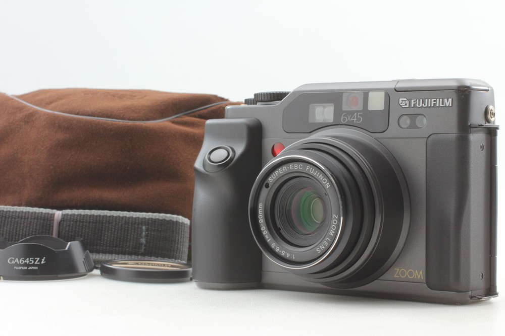 Fujifilm GA645Zi Black Film Camera Mint w Case Hood Japan Import