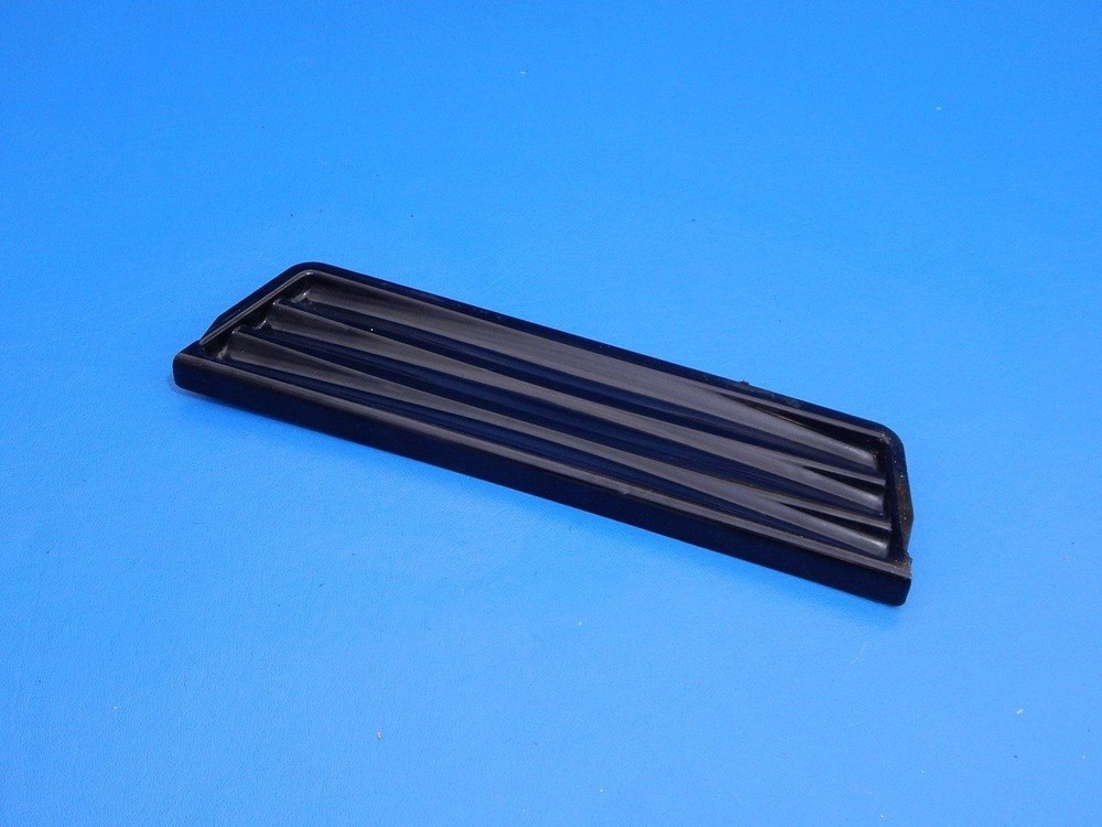 Whirlpool Refrigerator ED5VHEXTL01 Dispenser Overflow Grille 2206670B Replacement Part