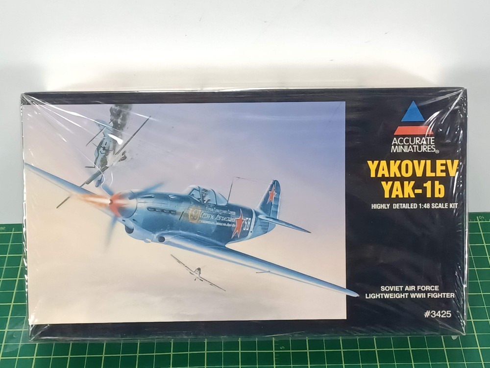 Accurate Miniatures 1/48 Yakovlev Yak-1b Model Kit #3425 - Sealed Parts-image