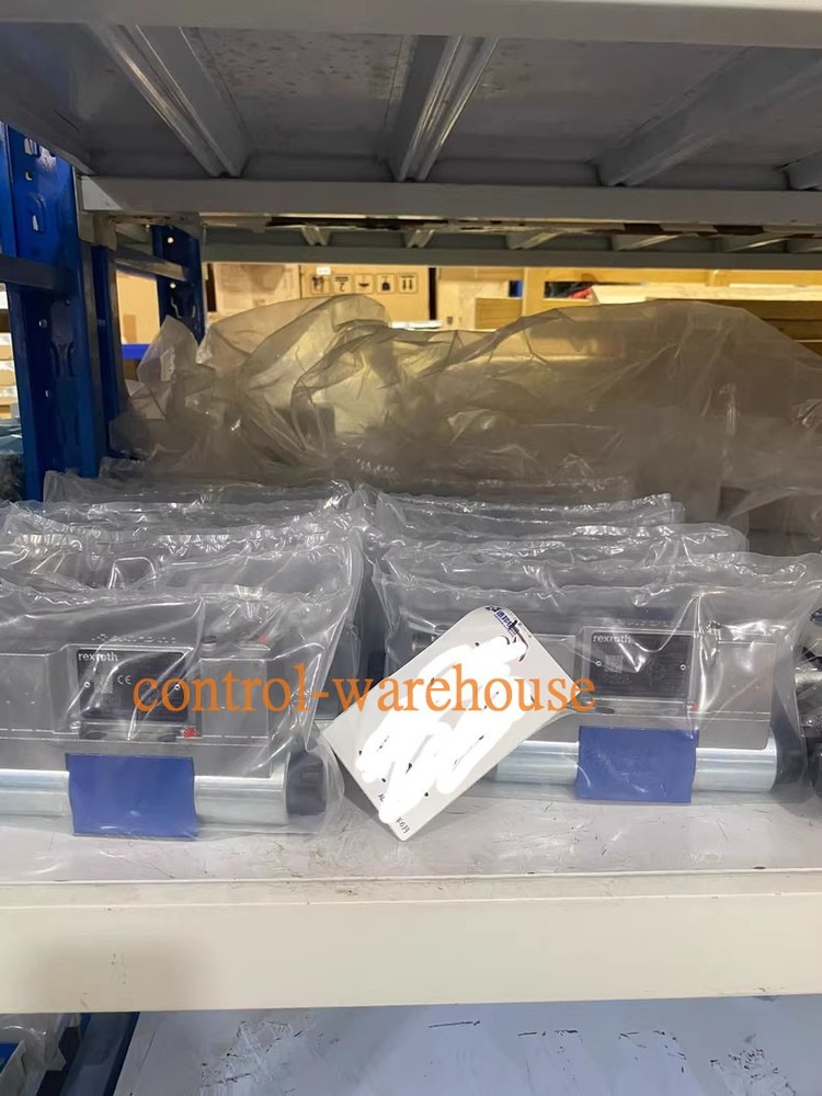 1PCS 0811404800 4WRPEH10C3B50L-2X/G24K0/A1M Valve 0811404800