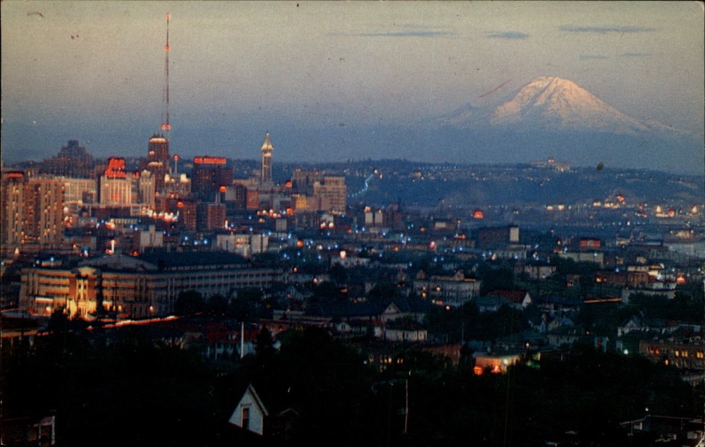 Aerial Seattle Washington Mount Rainier view vintage postcard w357