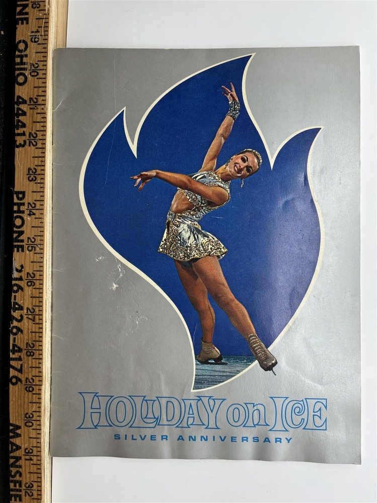 1969 Holiday on Ice Souvenir Program Book Madison Square Garden NY Vintage