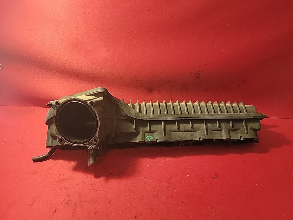 2006-2008 Volvo S40 2.5L Intake Manifold Assembly OEM 30757722