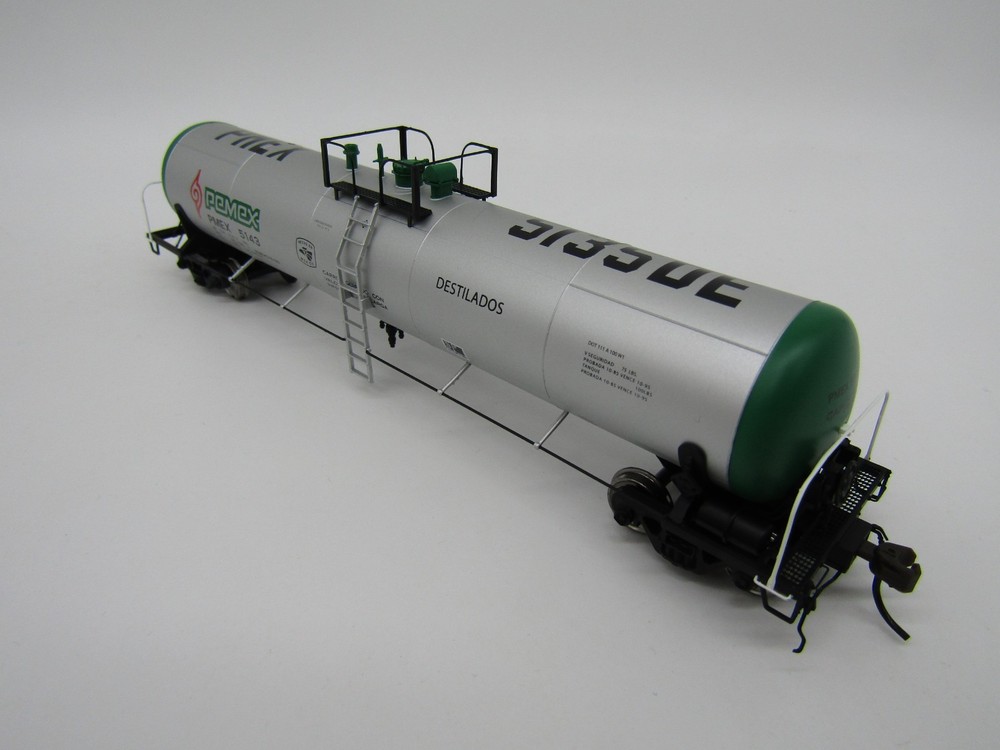Atlas HO ACF 20,700 Gallon Tank Car - PMEX 5143 *WRONG ROAD NUMBER ON TOP*