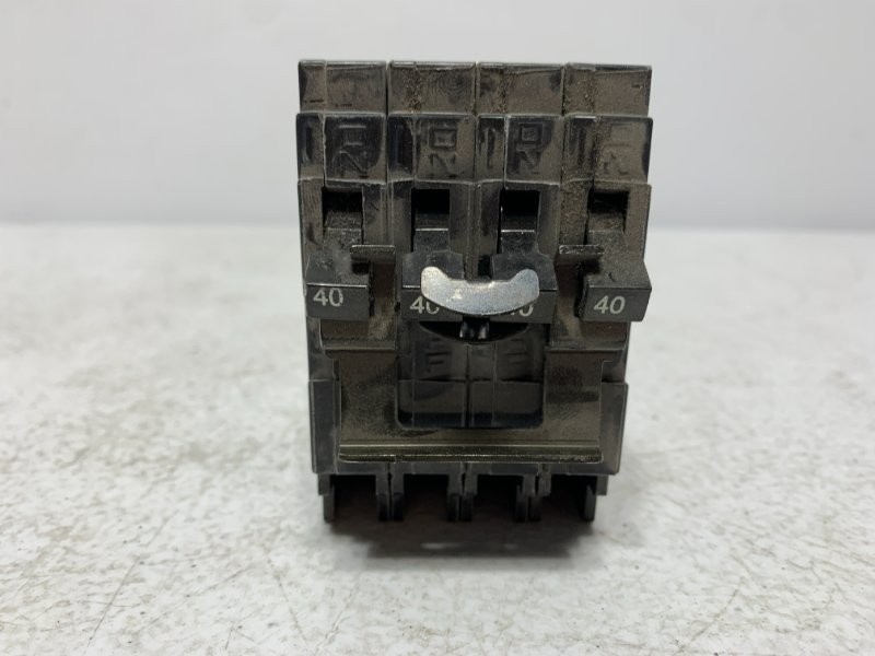 Siemens Q24040CT2 Circuit Breaker 40A 120/240V Quad 4-Pole