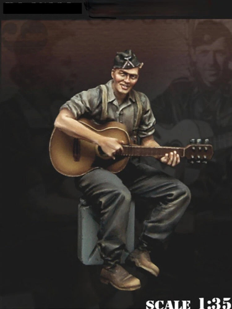1/35 Resin Figure Model Kit Soldier Playing The Guitar Unassembled and Unpainted