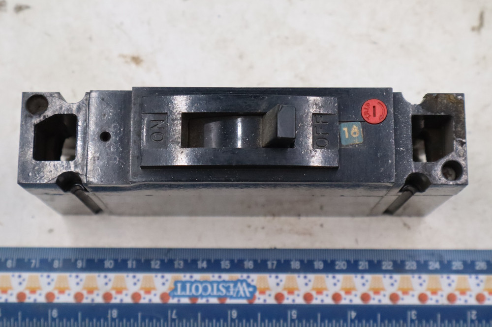 GE TED113020 Circuit Breaker 20 Amp 277 VAC 1 Pole General Electric