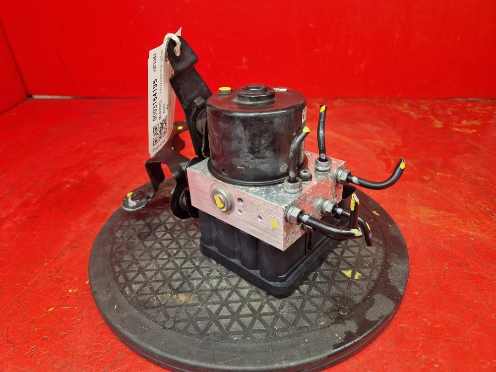 AUDI A3 8P ABS PUMP MODULATOR 2005 2.0L PETROL AXX
