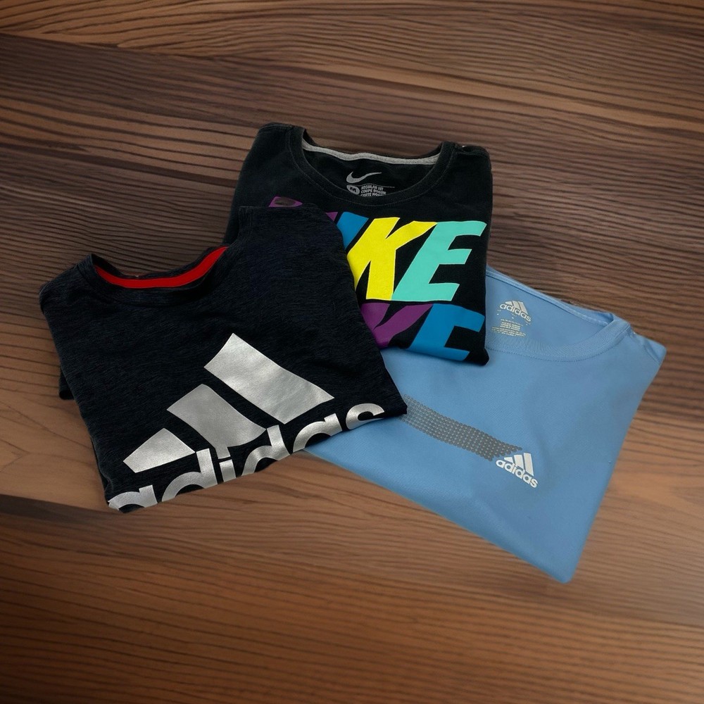 Lot Of 3 Adidas Nike Youth boys Size M Medium Adidas Nike Short Sleeve T Shirts