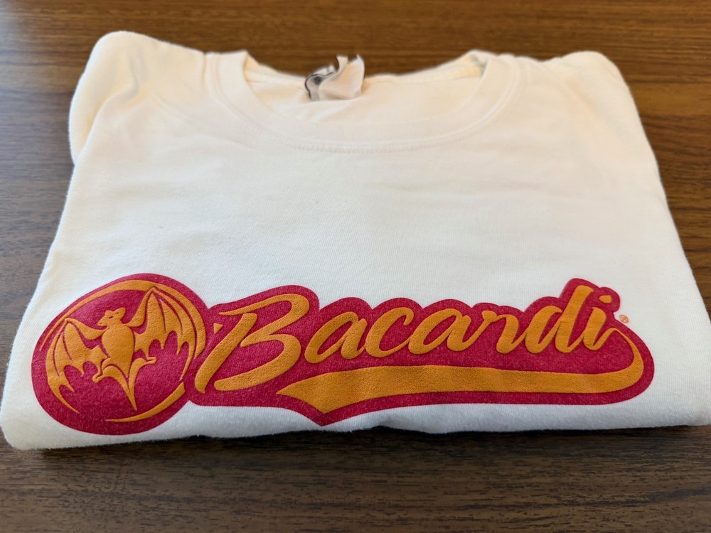 Vintage Bacardi Rum T Shirt Men’s Large White Bat Logo Graphic Promo Tee