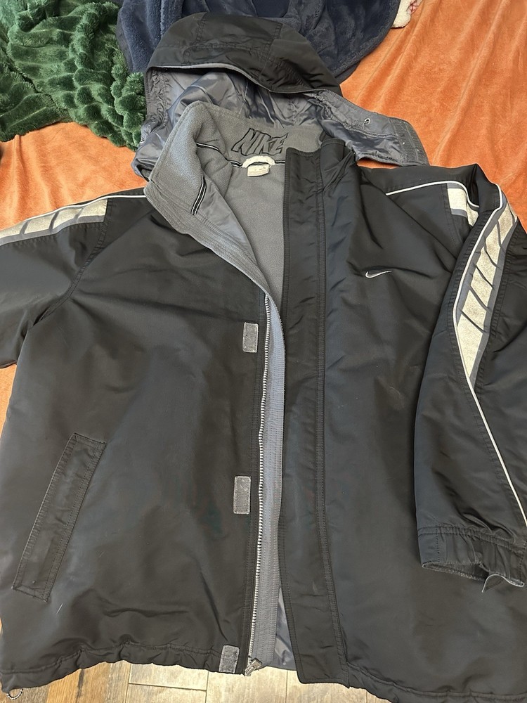 Vintage Men’s Nike hooded Jacket Size XL