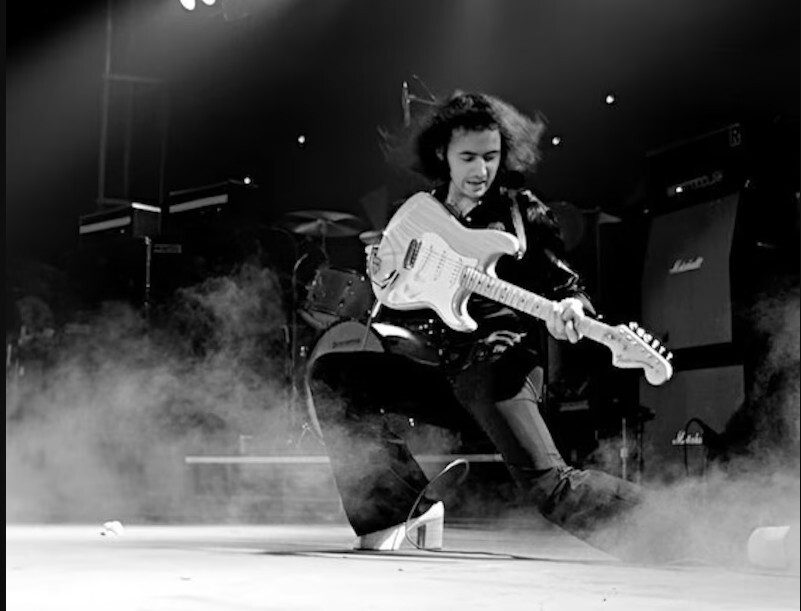 Vintage RITCHIE BLACKMORE Deep Purple Rainbow Guitarist Poster - Perfect Gift for Rock Fans