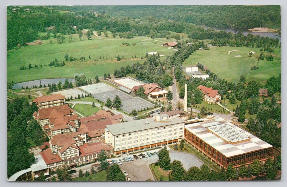 Grossinger's Resort NY Aerial View Superchrome Postcard Bill Bard 1960s