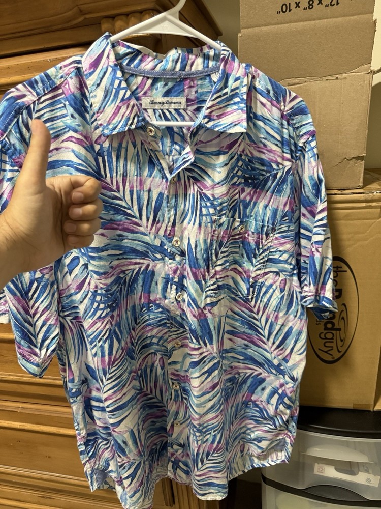 Tommy Bahama Men's Hawaiian Button Down Palm Print Shirt Size L Short Sleve Blue