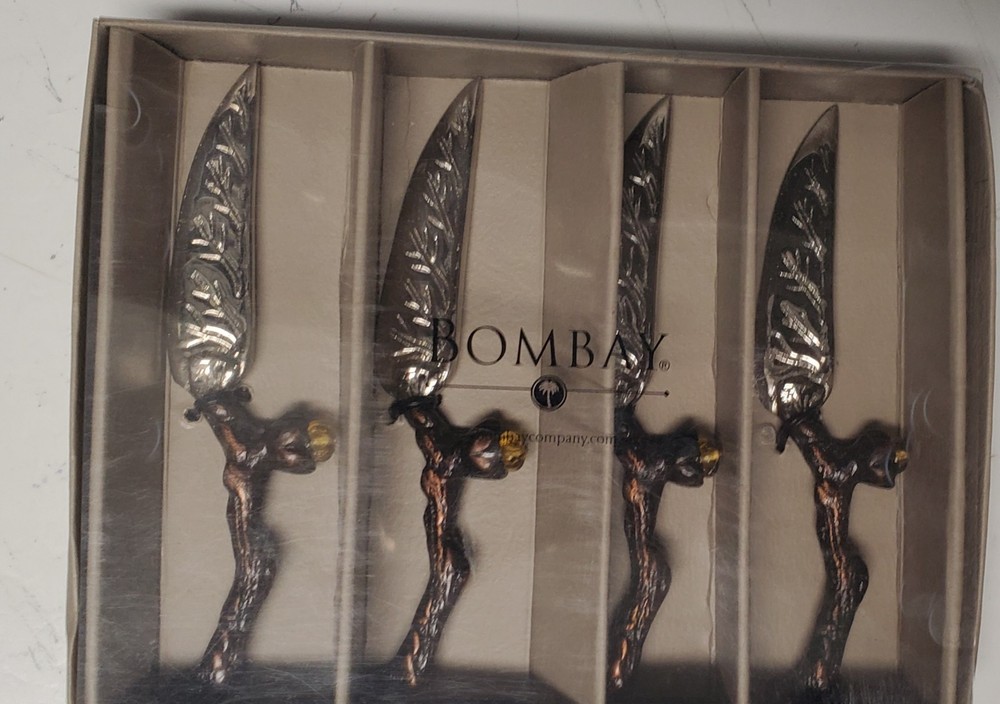 NEW IN BOX Vintage The Bombay Company Set of 4 Cheese Butter Spreaders Knives...