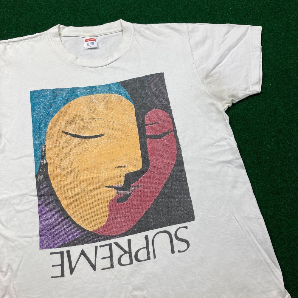 Supreme Shirt Mens L White Abstract Face Upside Down Spell Out Logo Art Graphic-image