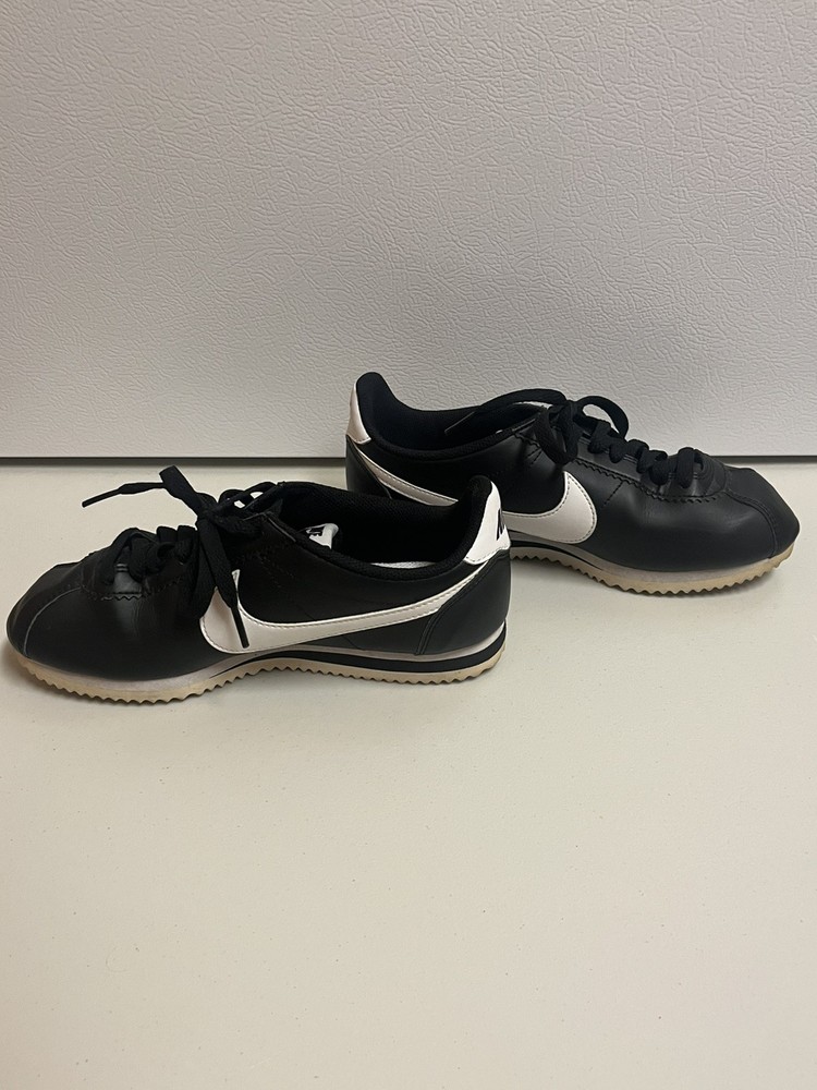 Nike Cortez Black White Size 6.5Y or 8 Womens Sneakers Retro Shoes